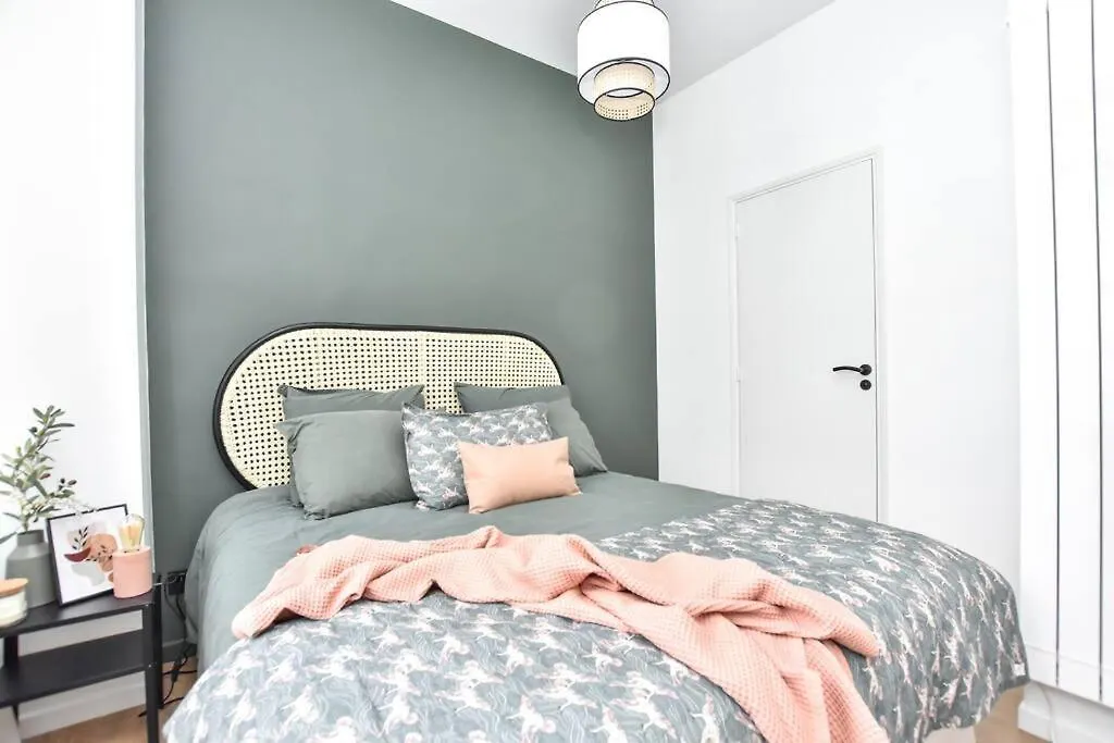 Charming Flat In Montmartre - Imhost Apartment Paris