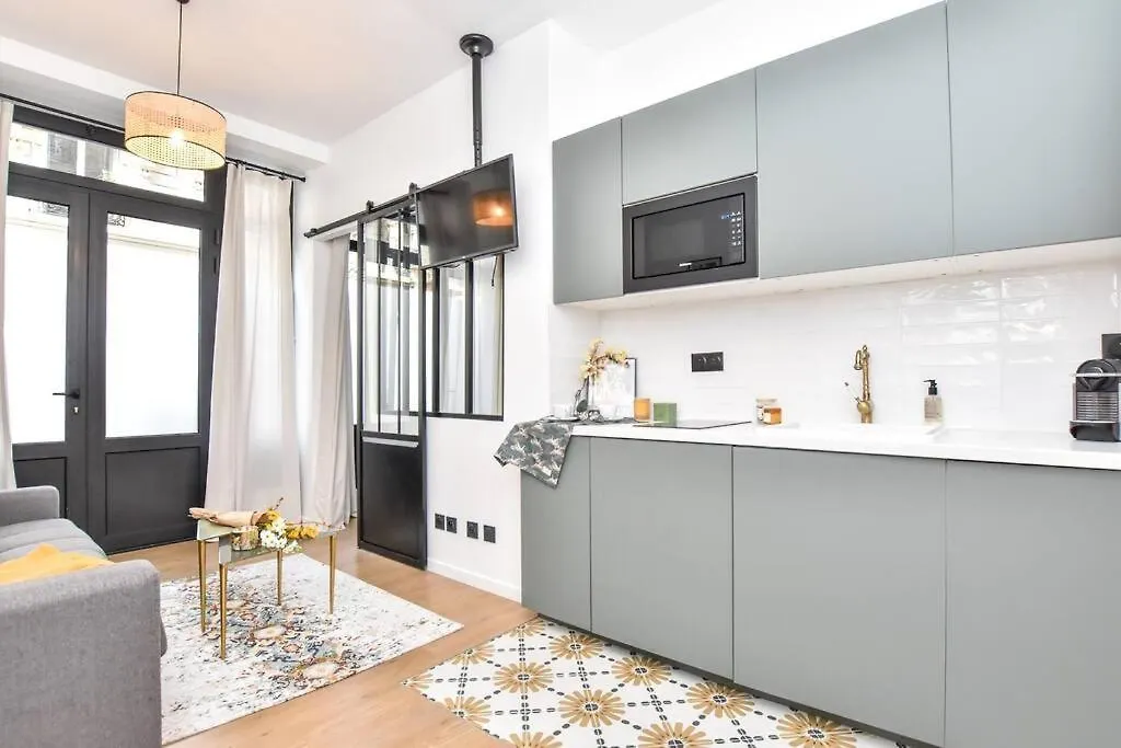 Appartamento Charming Flat In Montmartre - Imhost Parigi Francia