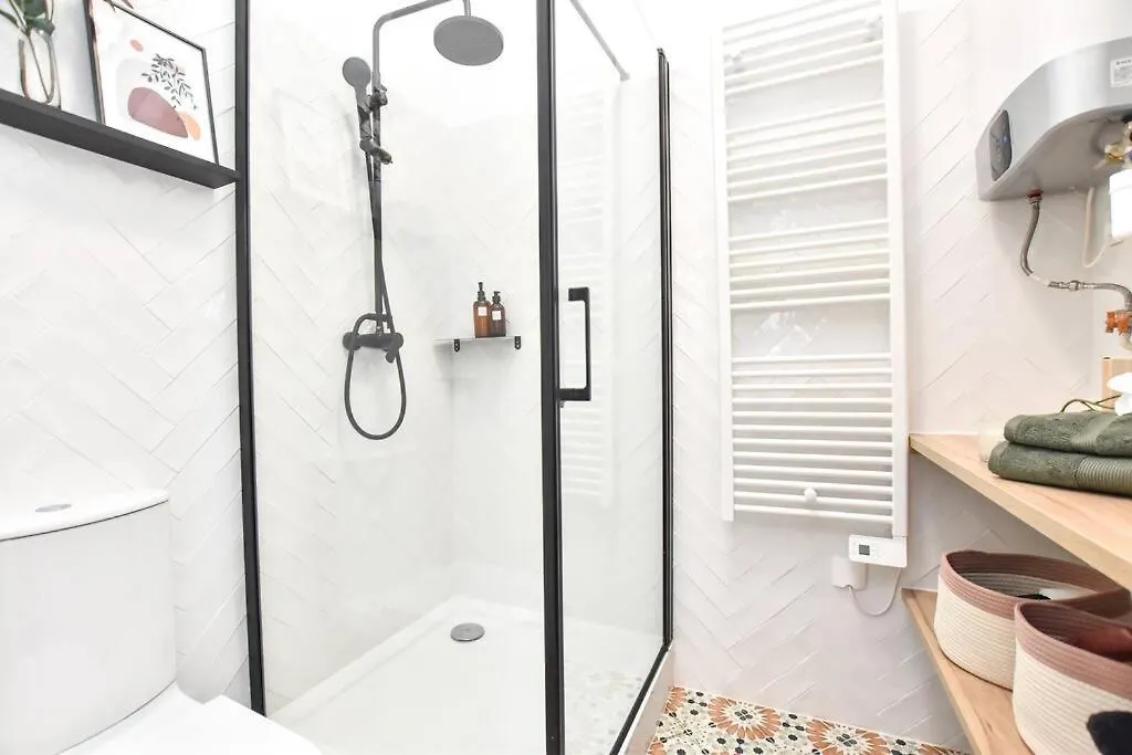 Appartamento Charming Flat In Montmartre - Imhost Parigi