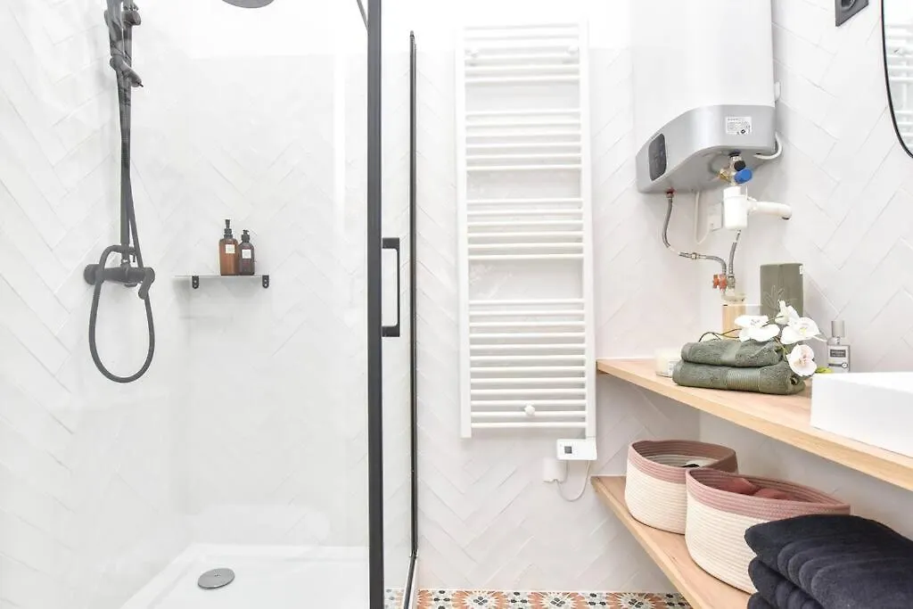 Charming Flat In Montmartre - Imhost Apartment Paris